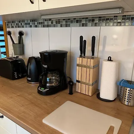 公寓 Bee Apartment: Ideal Fuer Gruppen & Monteure Lahnau