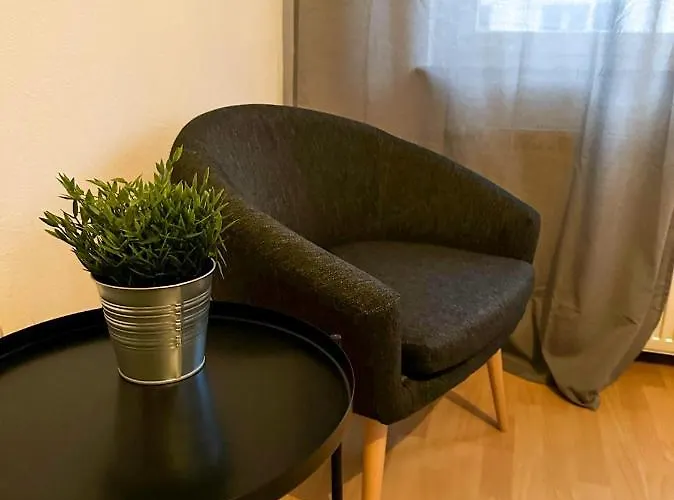 דירה Bee Apartment: Ideal Fuer Gruppen & Monteure Lahnau