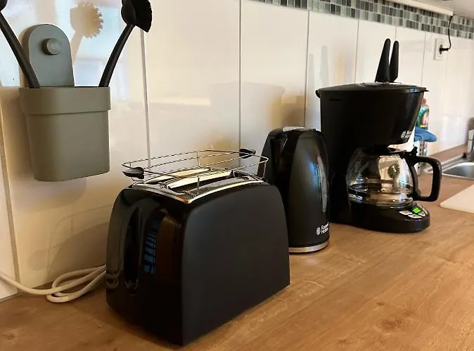 דירה Bee Apartment: Ideal Fuer Gruppen & Monteure *